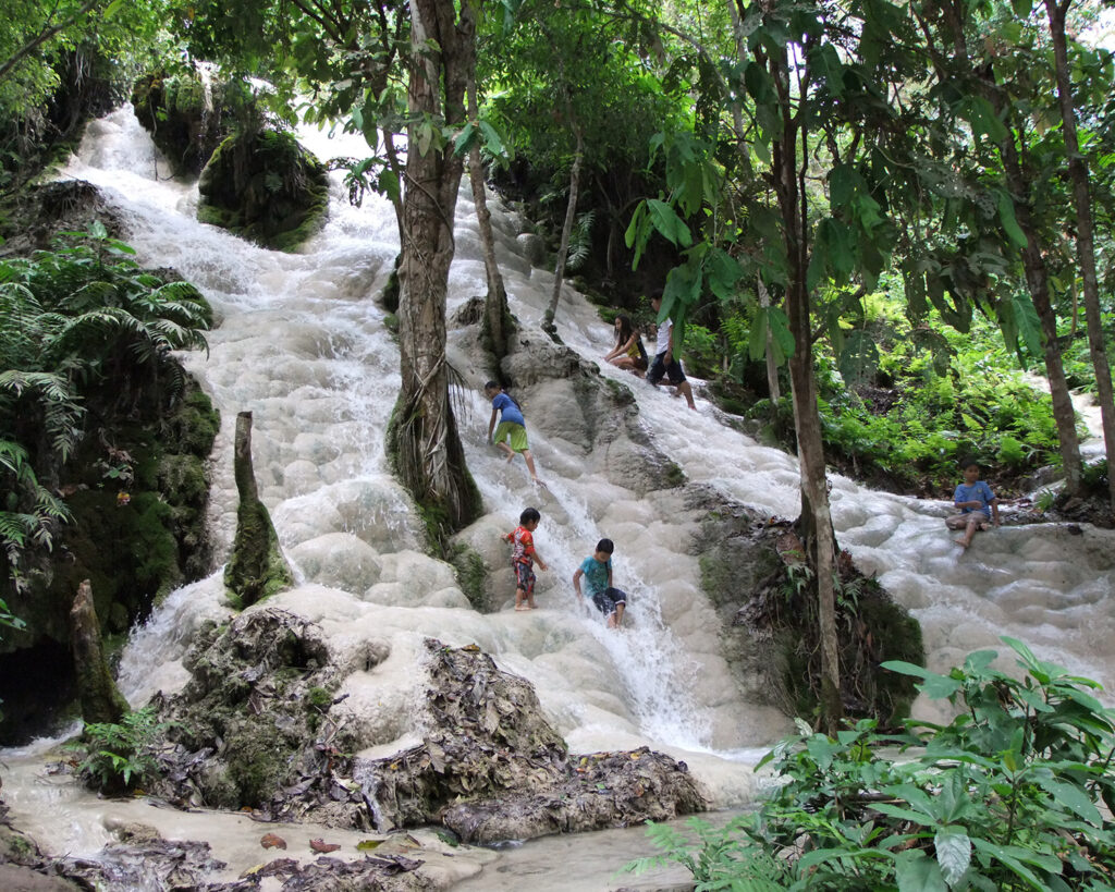 Sticky Waterfall (Bua Thong Waterfall) Chiang mai