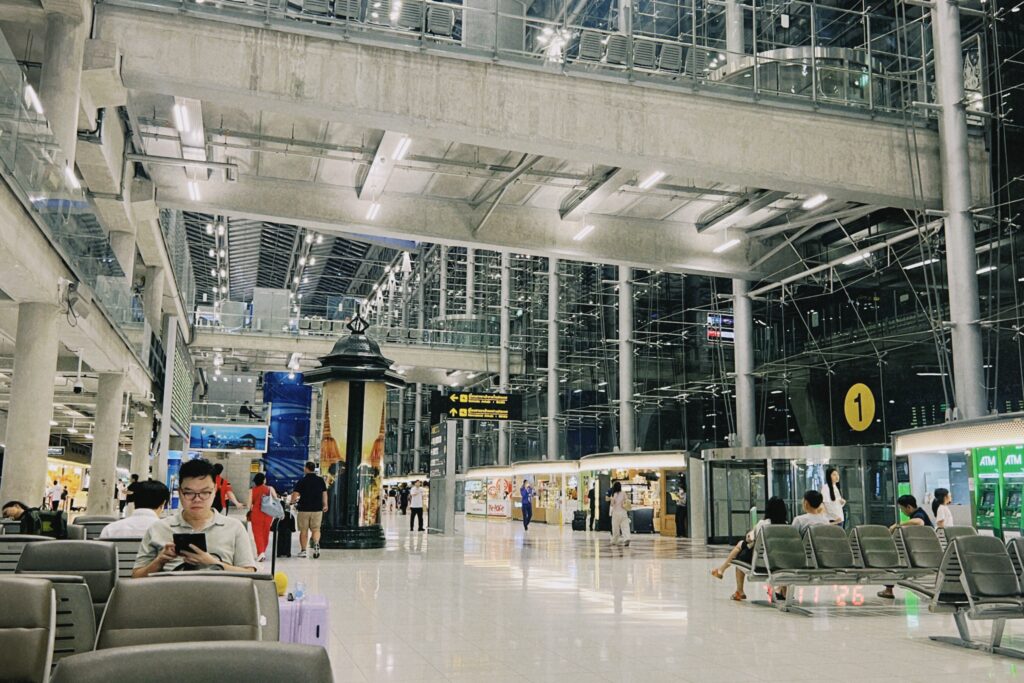 How to Get to Bangkok City from Suvarnabhumi Airport by Airport Rail Link (2026 Guide)