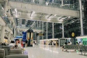 How to Get to Bangkok City from Suvarnabhumi Airport by Airport Rail Link (2026 Guide)